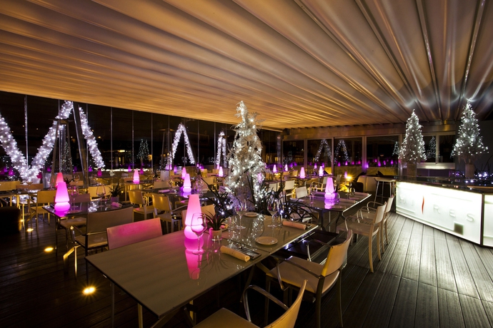 Imagen del bar/restaurante del Hotel Valadier. Foto 8