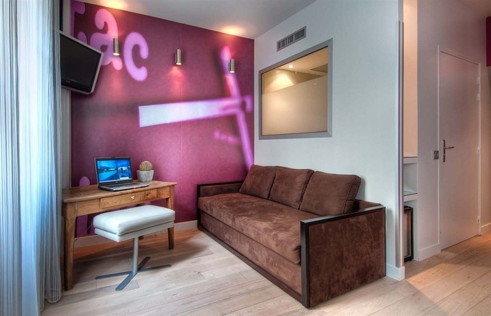 Imagen de los interiores del Hotel Valadon Colors. Foto 10