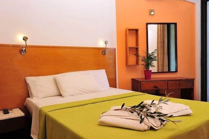 Imagen de la habitación del Hotel Valais. Foto 7