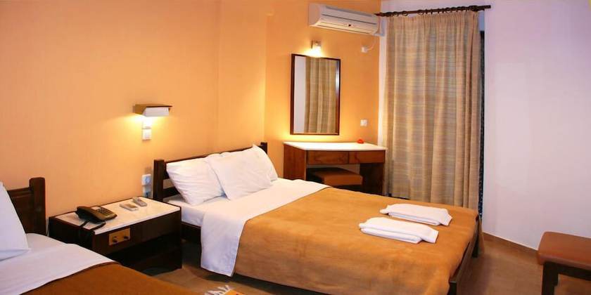 Imagen de la habitación del Hotel Valais. Foto 10