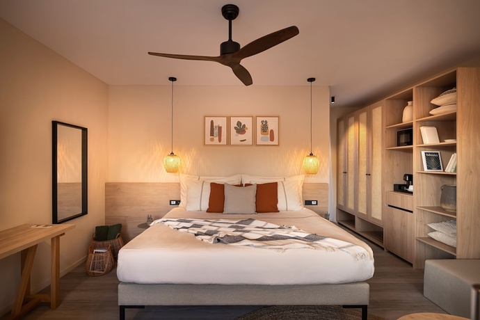 Imagen de la habitación del Hotel Valamar Amicor Resort. Foto 6
