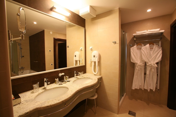 Imagen de la habitación del Hotel Valamar Atrium Baška Residence. Foto 3