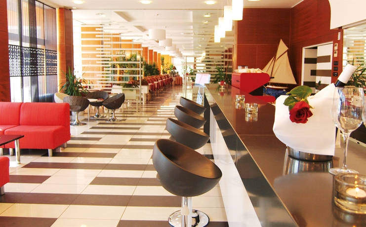 Imagen de los interiores del Hotel Valamar Carolina and Villas. Foto 14