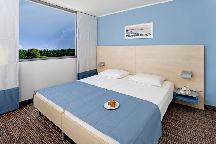 Imagen de la habitación del Hotel Valamar Diamant. Foto 9