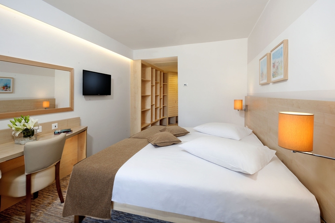 Imagen de la habitación del Hotel Valamar Parentino. Foto 7