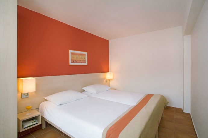 Imagen de la habitación del Hotel Valamar Tamaris Resort. Foto 16