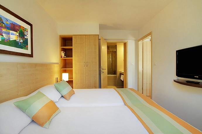 Imagen de la habitación del Hotel Valamar Tamaris Resort. Foto 17