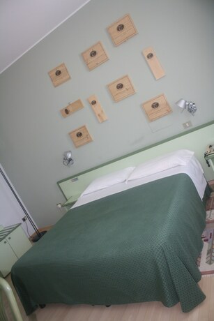 Imagen de la habitación del Hotel Valbrenta. Foto 19