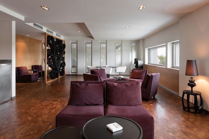 Imagen de los interiores del Hotel Valbusenda Bodega and Spa. Foto 18