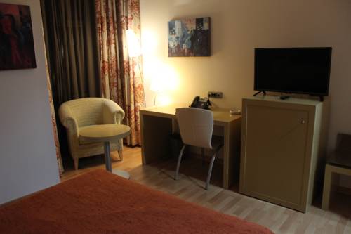 Imagen de la habitación del Hotel Valcarce Ferrol. Foto 6