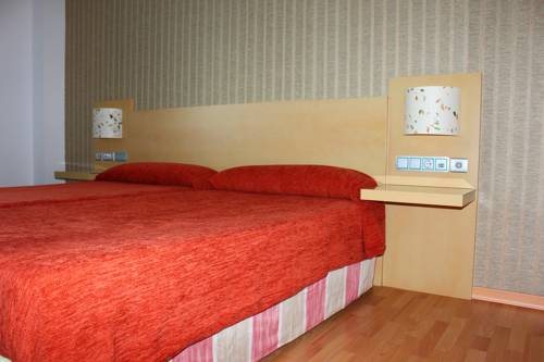 Imagen de la habitación del Hotel Valcarce Ferrol. Foto 7