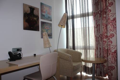 Imagen de la habitación del Hotel Valcarce Ferrol. Foto 12