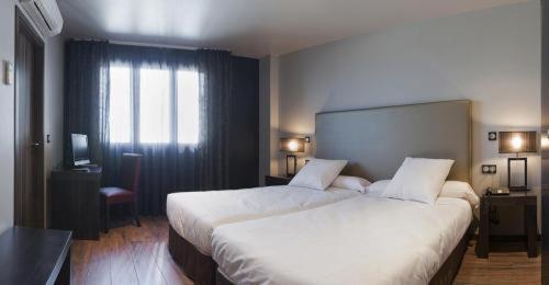 Imagen de la habitación del Hotel Valcarce Le&oacute;n. Foto 7
