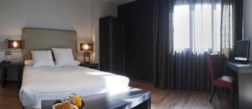 Imagen de la habitación del Hotel Valcarce Le&oacute;n. Foto 8