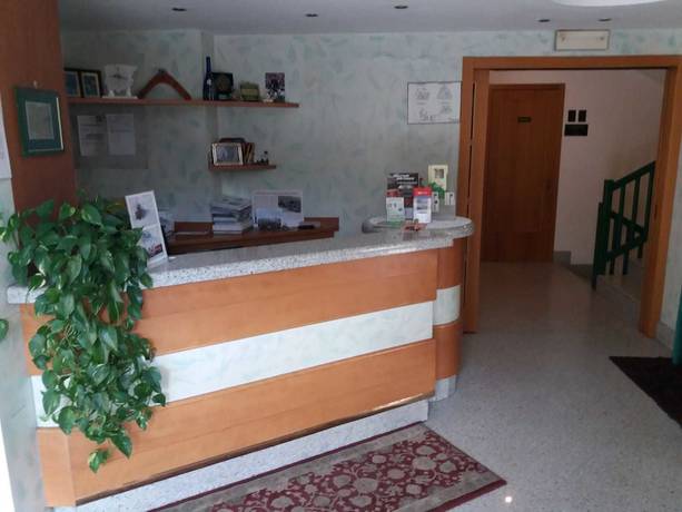 Imagen de los interiores del Hotel Valchiosa. Foto 20