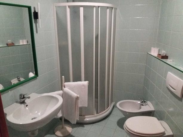 Imagen de la habitación del Hotel Valchiosa. Foto 15