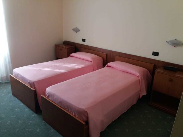 Imagen de la habitación del Hotel Valchiosa. Foto 16