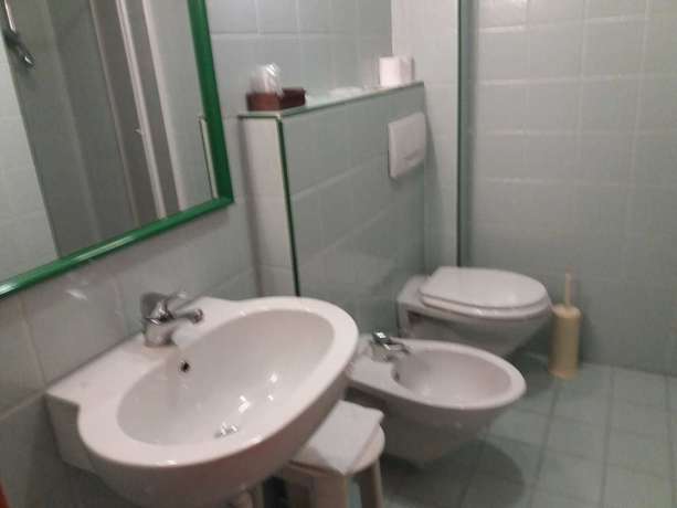 Imagen de la habitación del Hotel Valchiosa. Foto 17