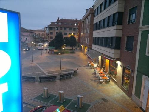 Imagen general del Hotel Valdés. Foto 8