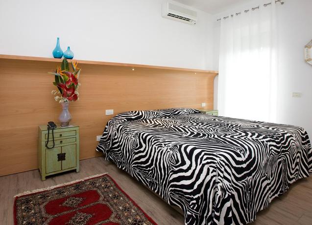 Imagen de la habitación del Hotel Valdor. Foto 3