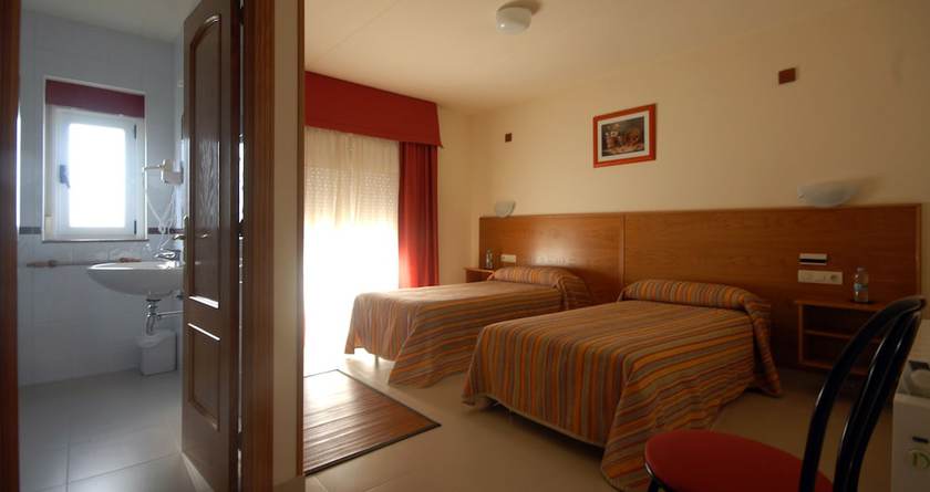 Imagen de la habitación del Hotel Valdoviño Express. Foto 5