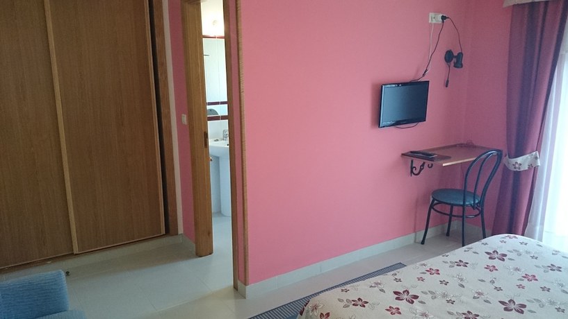 Imagen de la habitación del Hotel Valdoviño Express. Foto 8