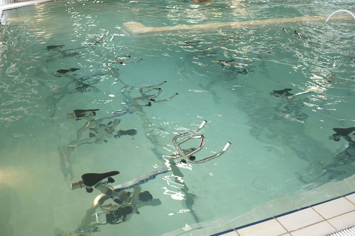 Imagen de la piscina del Hotel Valdys Thalasso and Spa - Les Pins. Foto 11