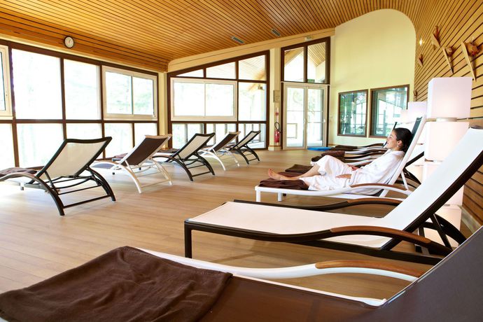 Imagen de la piscina del Hotel Valdys Thalasso and Spa - Les Pins. Foto 13