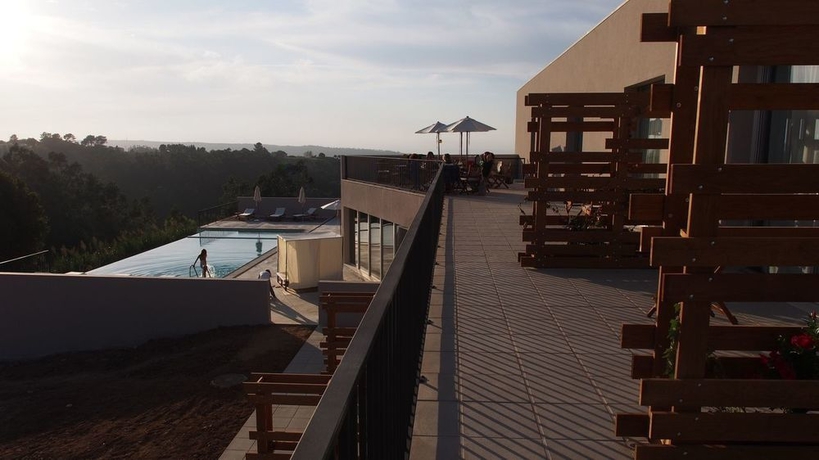 Imagen de los exteriores del Hotel Vale D'azenha and Residences. Foto 6