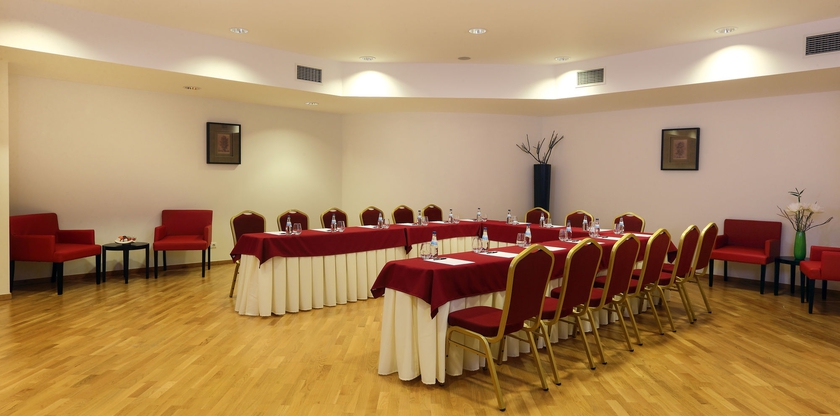 Imagen de los interiores del Hotel Vale D'oliveiras Quinta Resort and Spa. Foto 16