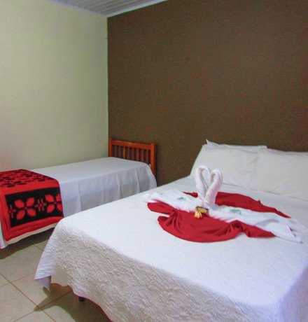 Imagen de la habitación del Hotel Vale Silvestre Eco Park. Foto 9