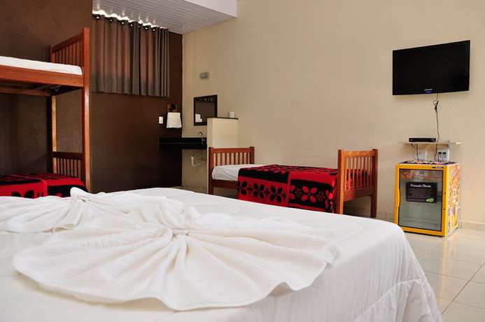 Imagen de la habitación del Hotel Vale Silvestre Eco Park. Foto 12