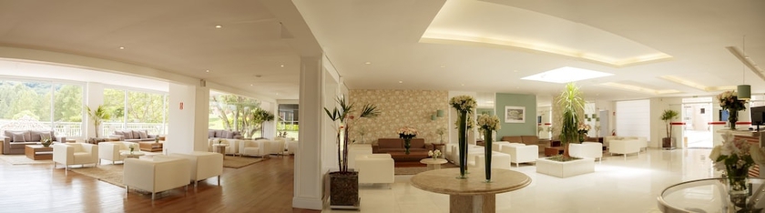 Imagen de los interiores del Hotel Vale Sui&ccedil;o Resort. Foto 13