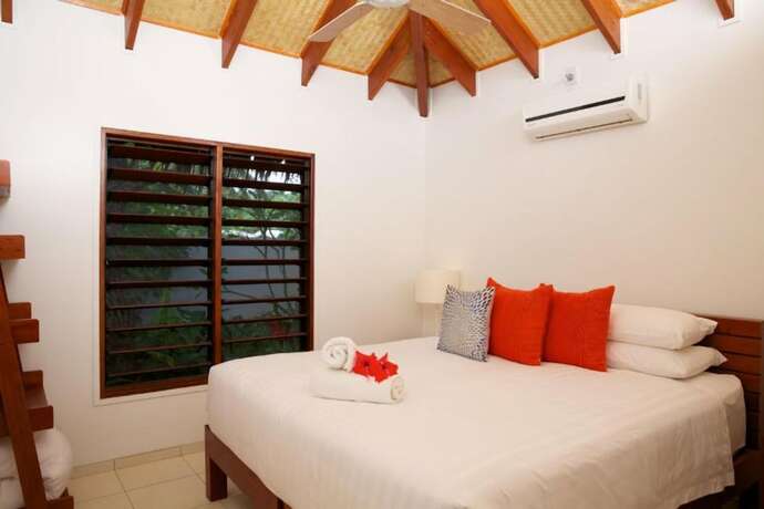 Imagen de la habitación del Hotel Vale Vale Beachfront Villas. Foto 14