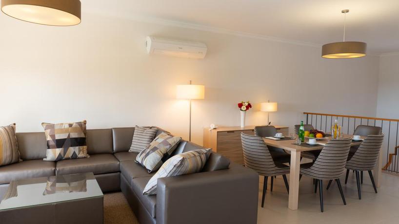 Imagen de la habitación del Hotel Vale da Ribeira Residences. Foto 3