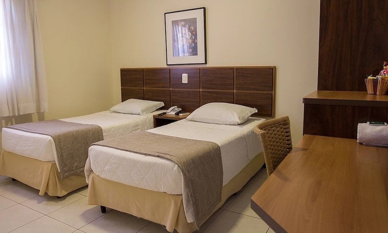 Imagen de la habitación del Hotel Val&ecirc;ncia, Dourados. Foto 9