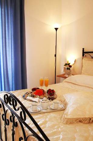 Imagen de la habitación del Hotel Valemare. Foto 15