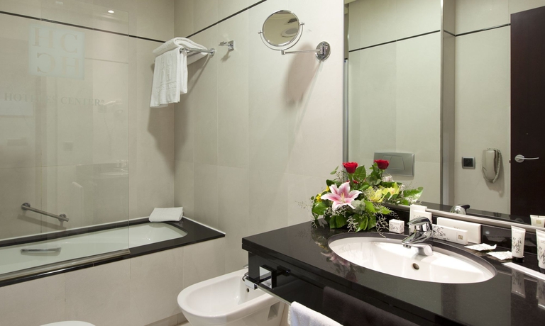 Imagen de la habitación del Hotel Valencia Center. Foto 12