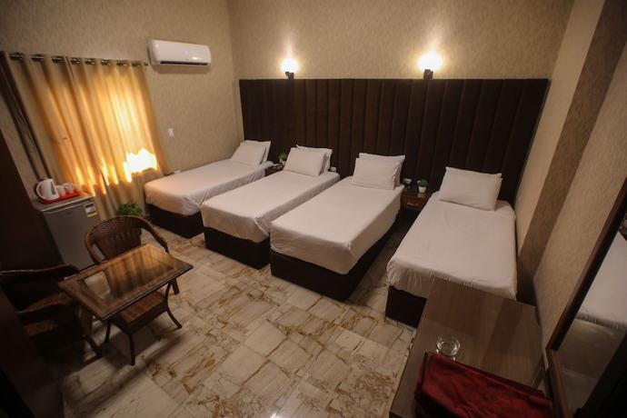 Imagen de la habitación del Hotel Valencia, El Cairo. Foto 6