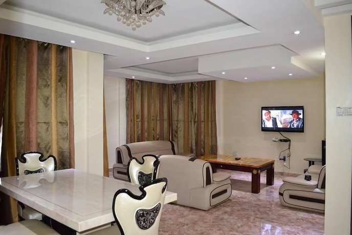 Imagen de la habitación del Hotel Valencia Kampala. Foto 16