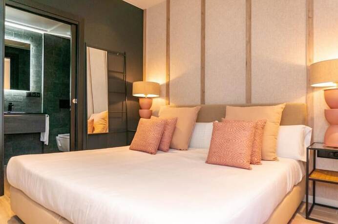 Imagen general del Hotel Valencia Luxury - Sea Port II. Foto 7