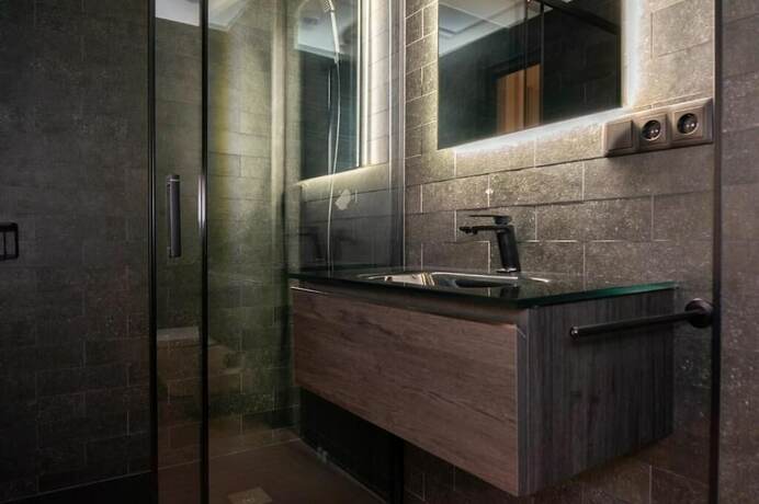 Imagen general del Hotel Valencia Luxury - Sea Port II. Foto 9