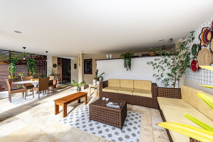 Imagen de los interiores del Hotel Valencia Natal. Foto 19