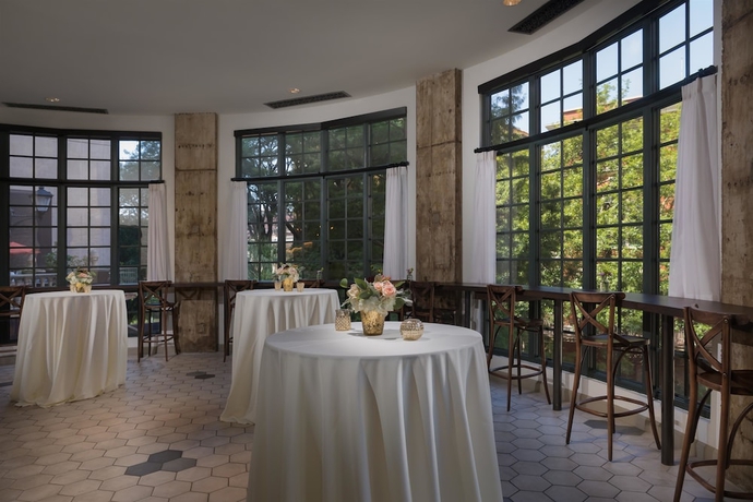 Imagen de los interiores del Hotel Valencia Riverwalk. Foto 12