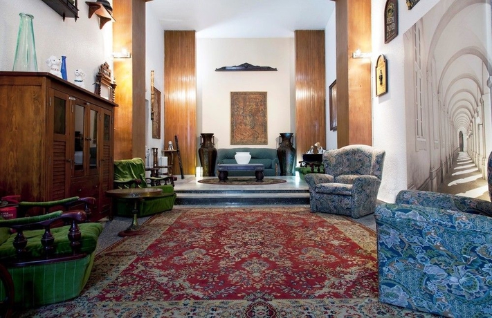 Imagen de los interiores del Hotel Valencia Suits You. Foto 8