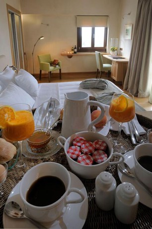 Imagen de la habitación del Hotel Valeni Boutique. Foto 14