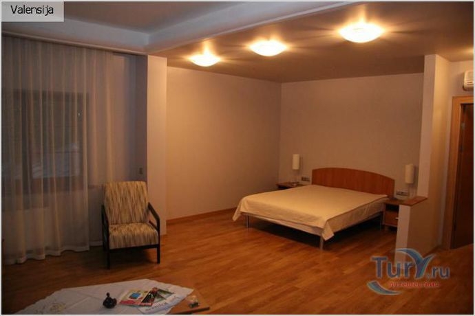 Imagen de la habitación del Hotel Valensija. Foto 4