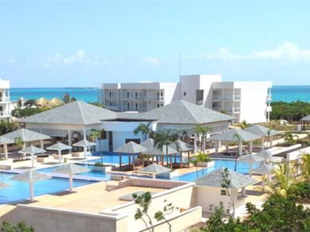 Imagen general del Hotel Valentin Perla Blanca. Foto 8