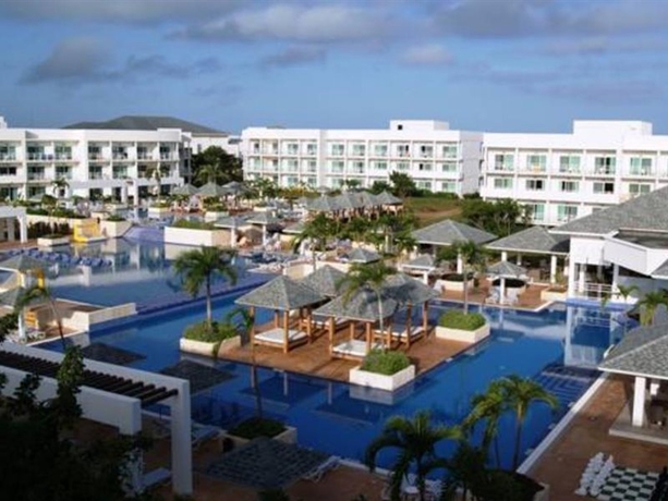 Imagen general del Hotel Valentin Perla Blanca. Foto 16