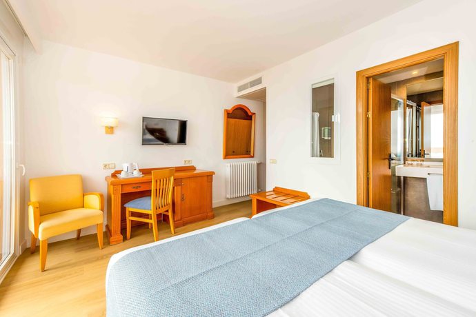 Imagen de la habitación del Hotel Valentin Reina Paguera - Adults Only. Foto 23